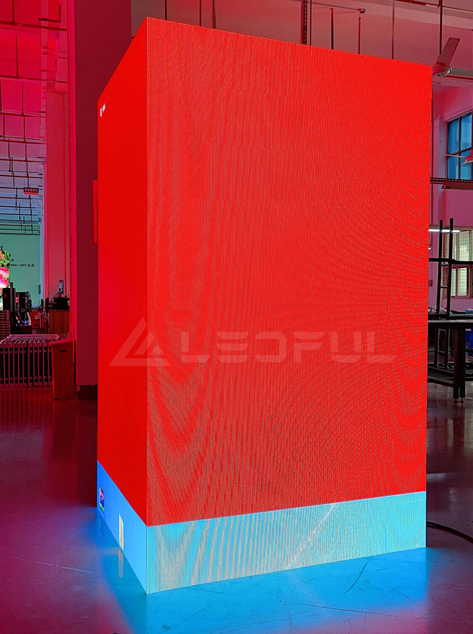 90 Degrees Cube Indoor LED Display for Advertising